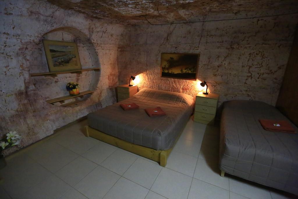 Venushill B+B Coober Pedy Buitenkant foto